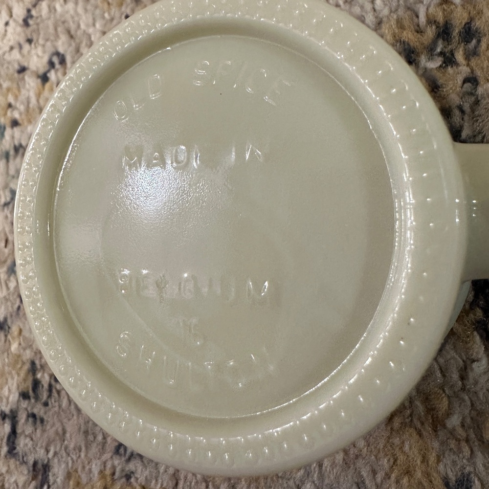 Old Spice milk glass shaving set: wood handle brush & new old stock shaving puck - Picture 6 of 12